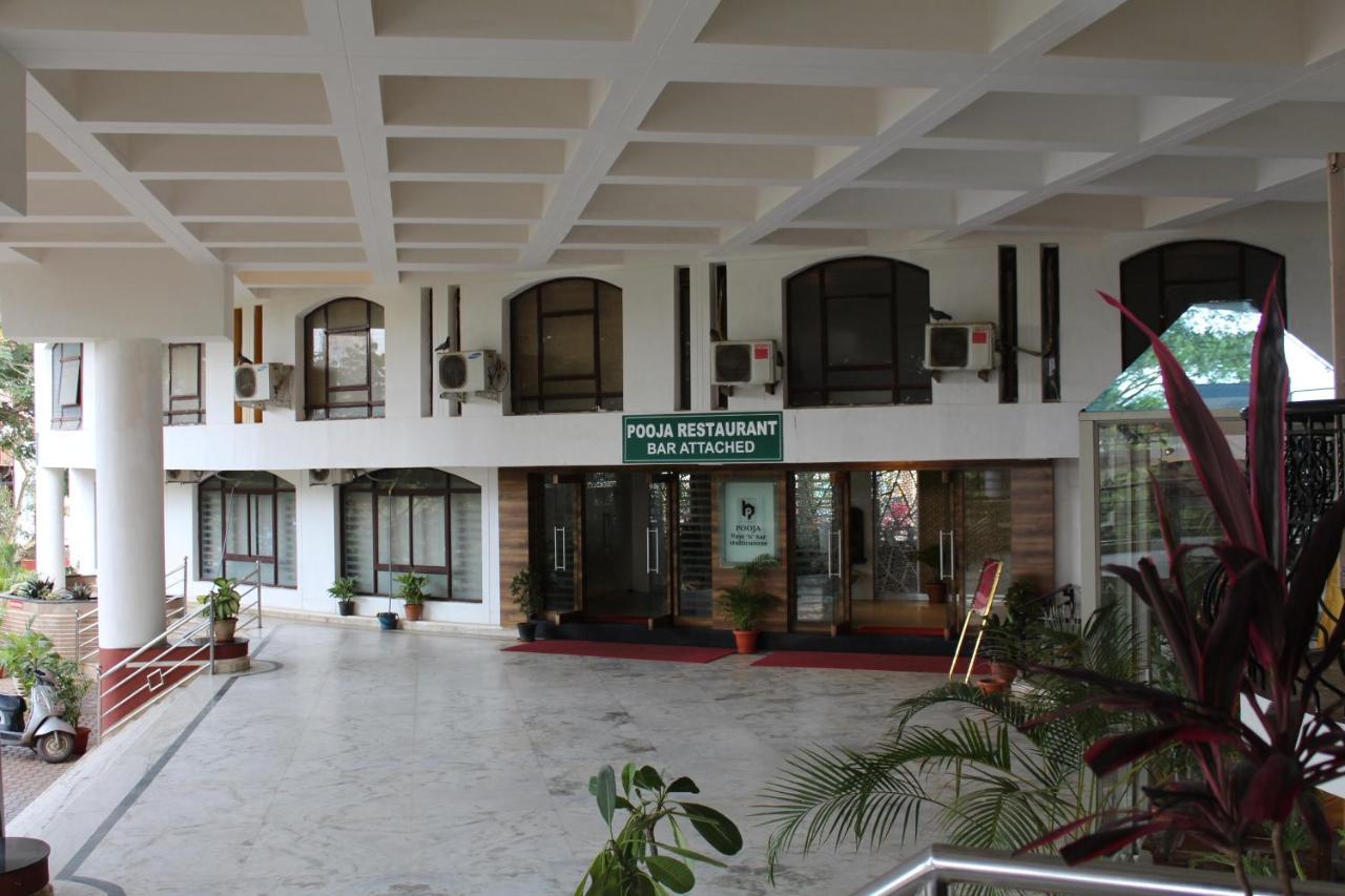 Hotel Pooja International Davanagere Extérieur photo